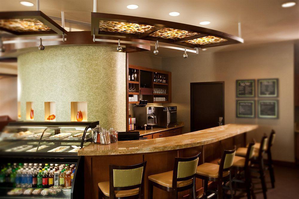 Hyatt Place Detroit/Utica Restoran fotoğraf